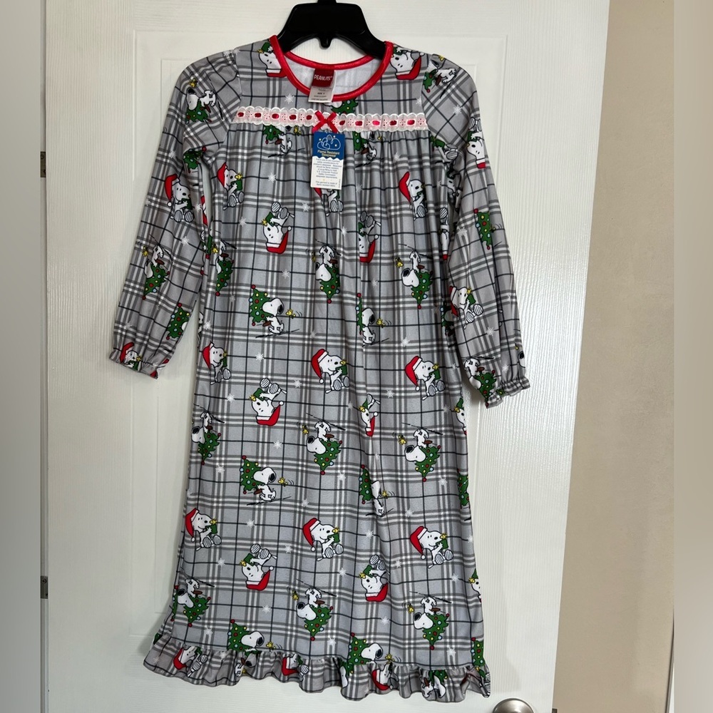 NWT Girls Peanuts Holiday Gown
